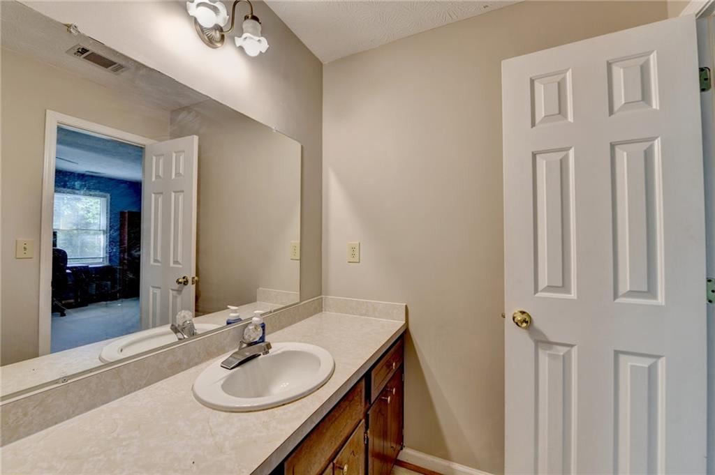 5800 S Richland Creek Road, Buford, Georgia image 36