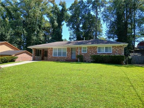 Photo of 3175 Bellgreen Way, Decatur, GA 30032 (MLS # 7686808)