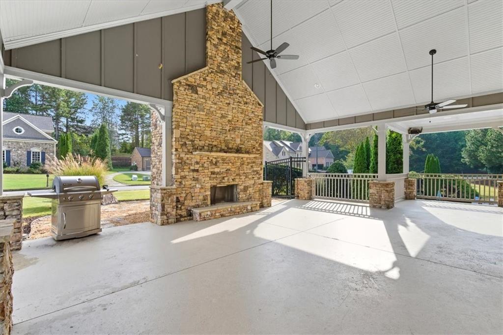 Fernwood Creek - Residential