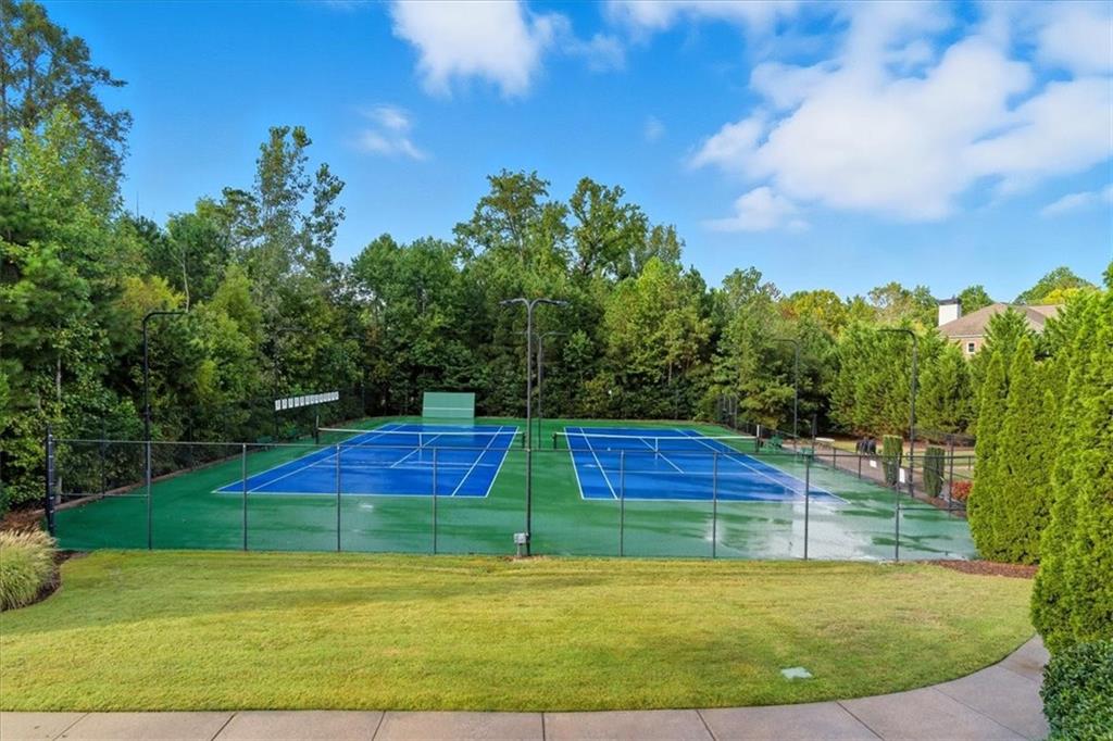 Fernwood Creek - Residential