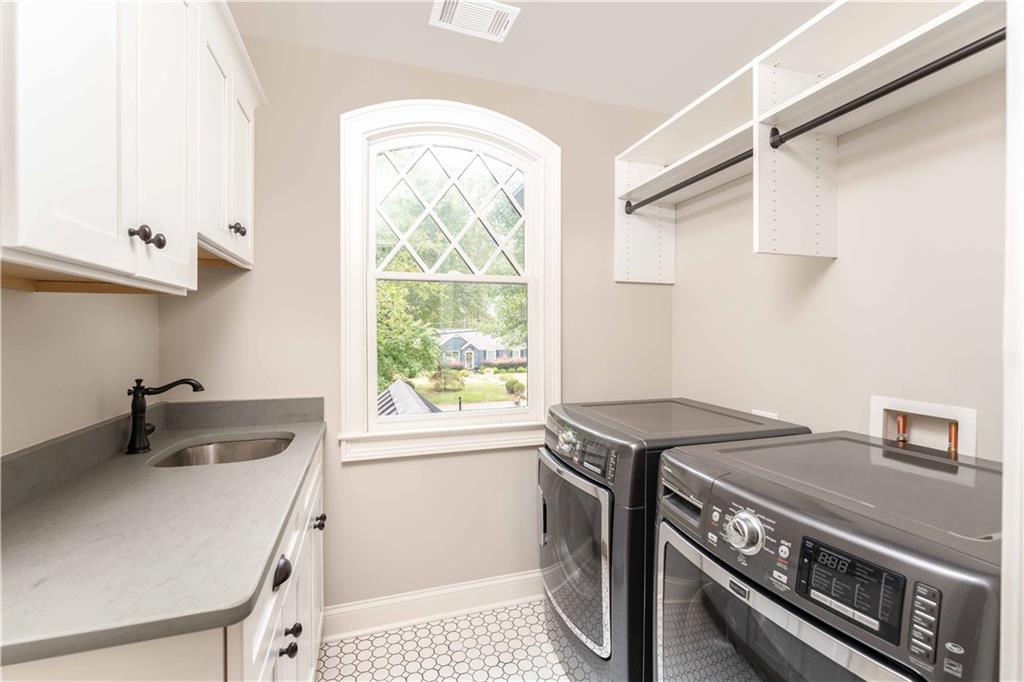 Midway Woods - Residential