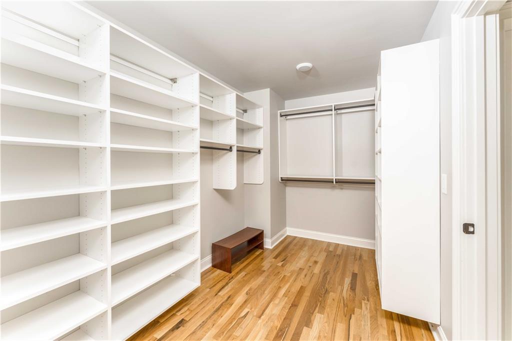 Midway Woods - Residential