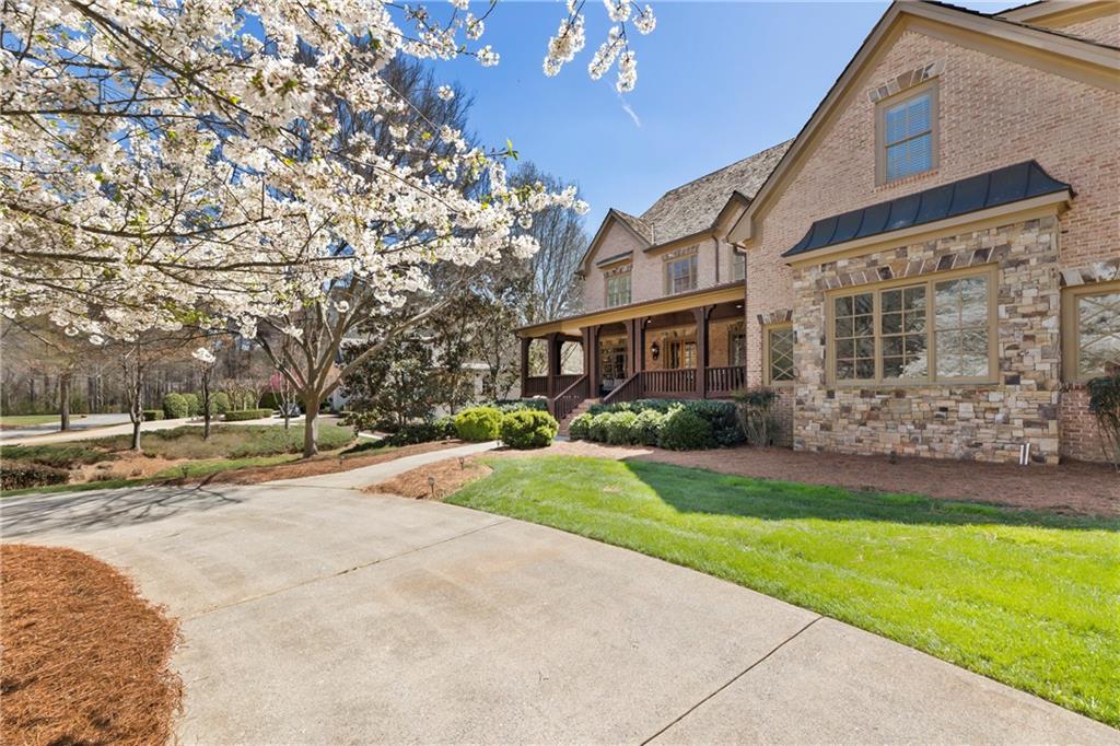 895 Crabapple Hill, Milton, Georgia image 2