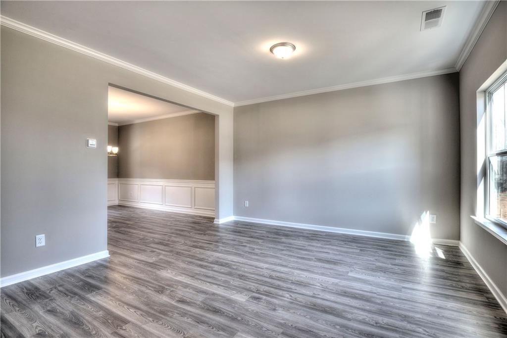 64 Elivia Way