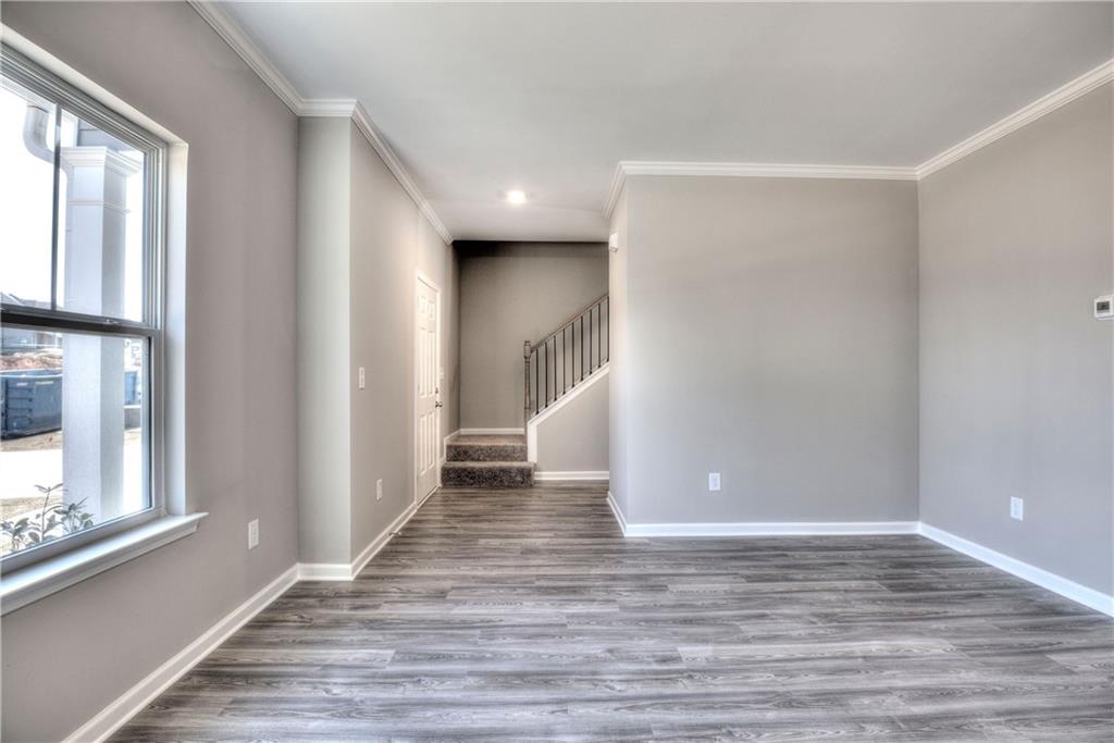 64 Elivia Way