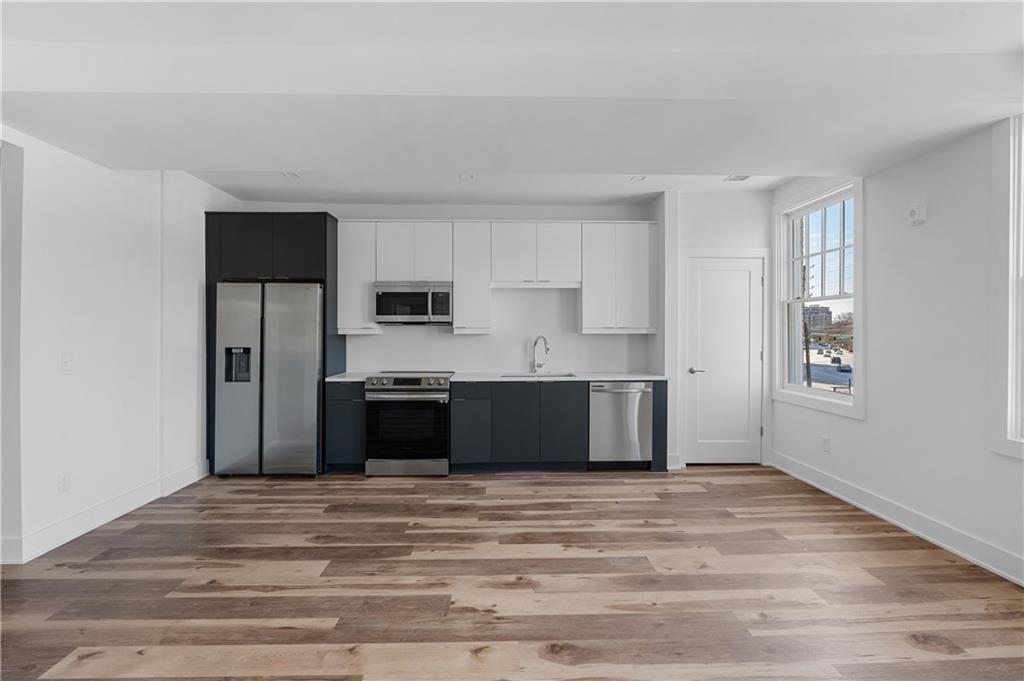 2909 Peachtree Road NE 307