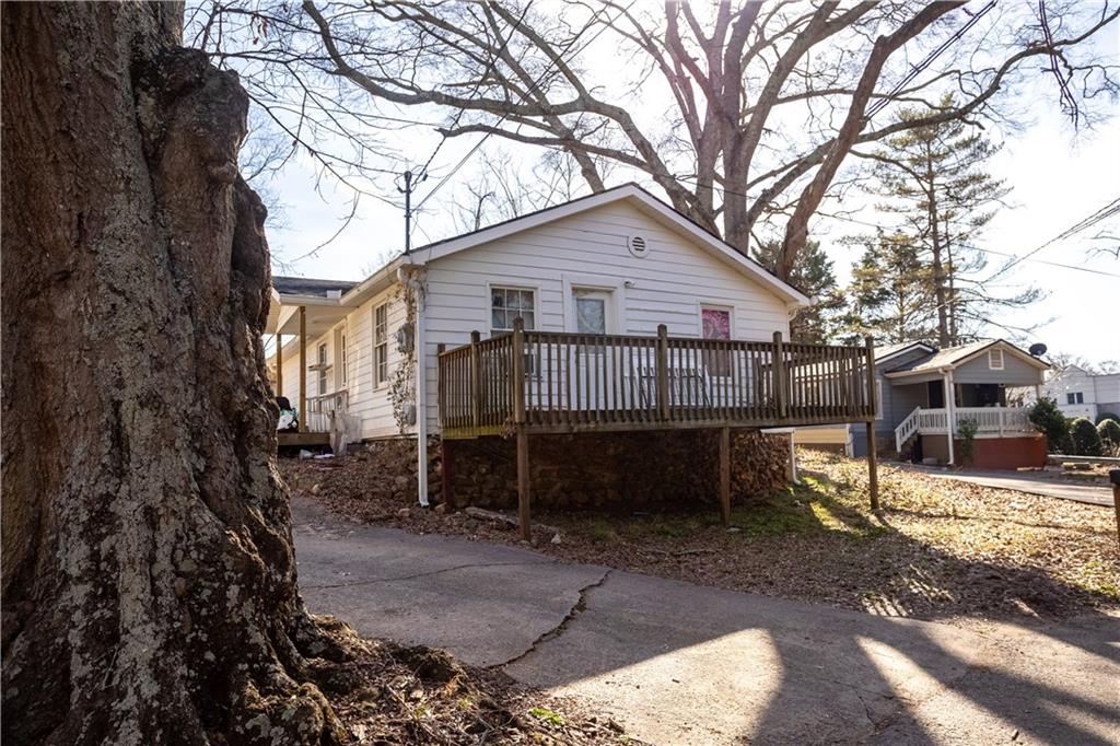 51 Daisy Circle, Canton, Georgia image 3