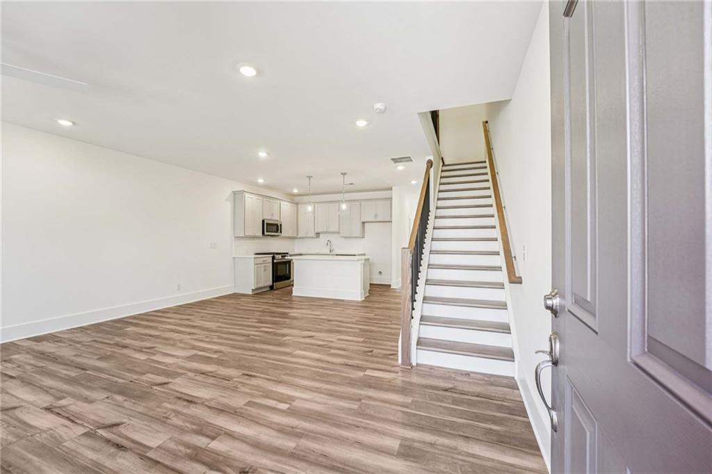 1565 Driggs Drive NW