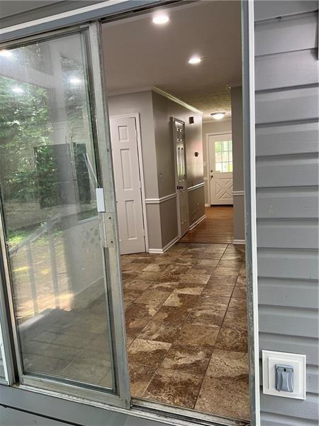 Woodlawn Lake - Residential Lease