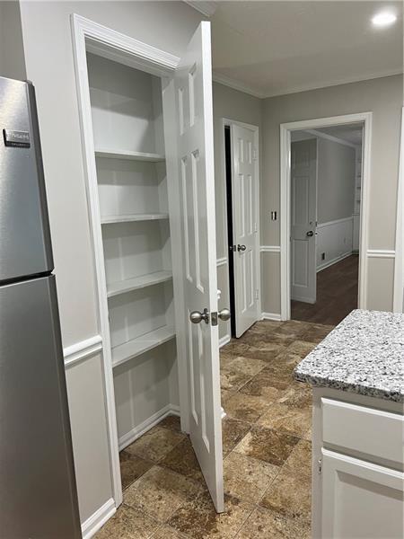 Woodlawn Lake - Residential Lease