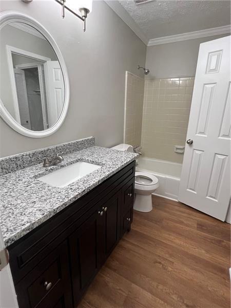 Woodlawn Lake - Residential Lease