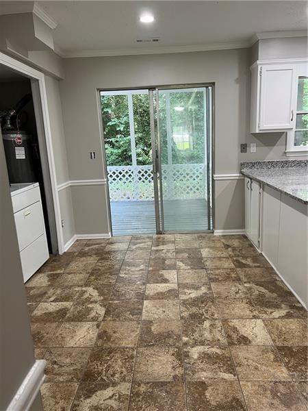 Woodlawn Lake - Residential Lease