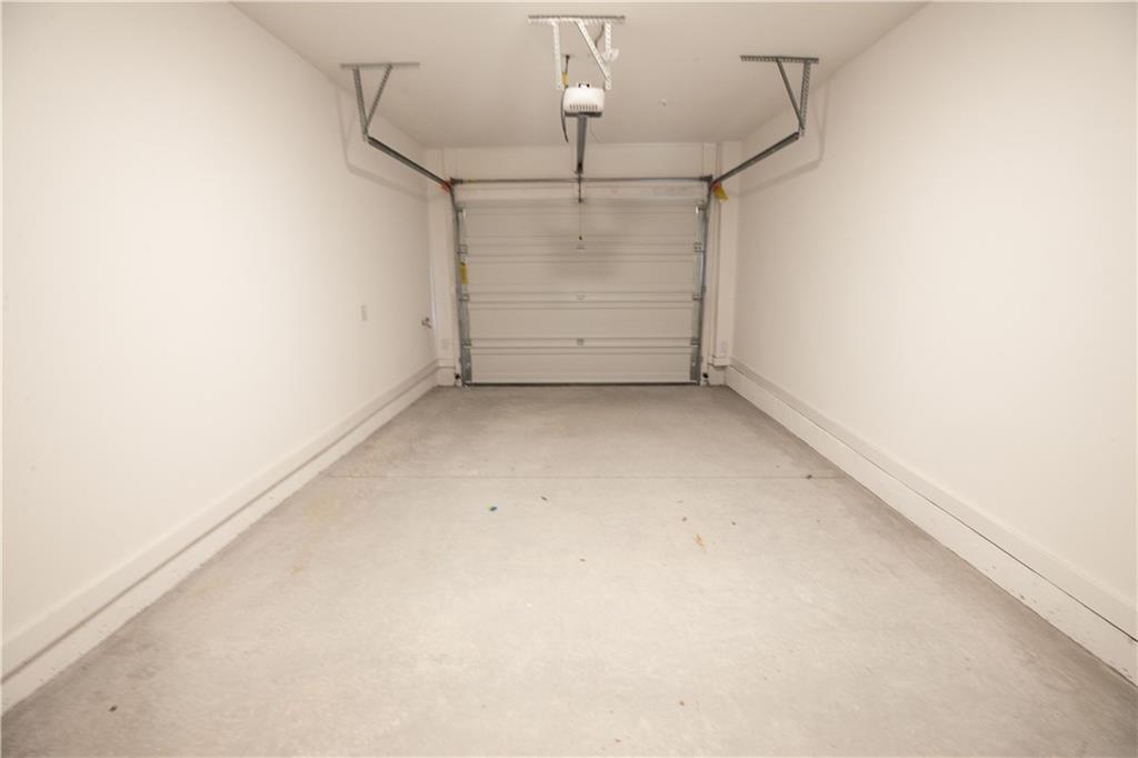 Market Square at Sawnee Village - Residential