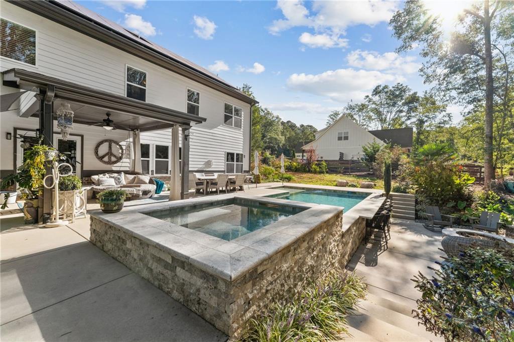 107 Crown Lane