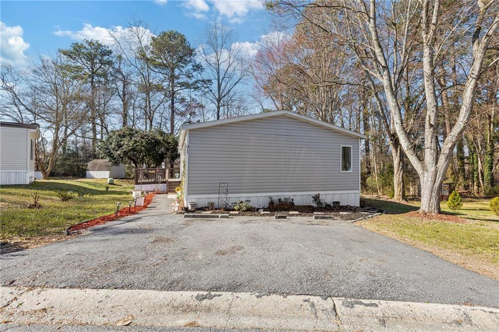 91 East Meadow Lane, Conyers, Georgia image 5