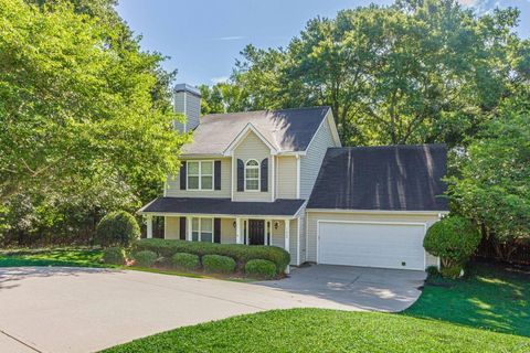 Homes For Sale - 1520 Riverglen Drive<br/> Loganville, GA 30052