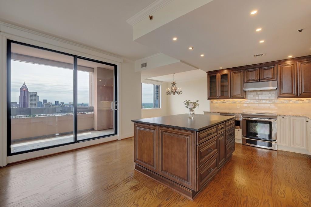 75 14th Street NE 4160