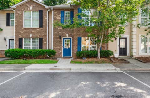 Townhouse For Sale - 2808 Valley Green Drive<br/> Gainesville, GA 30504