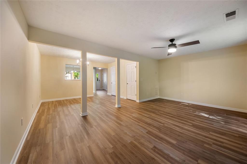2808 Valley Green Drive