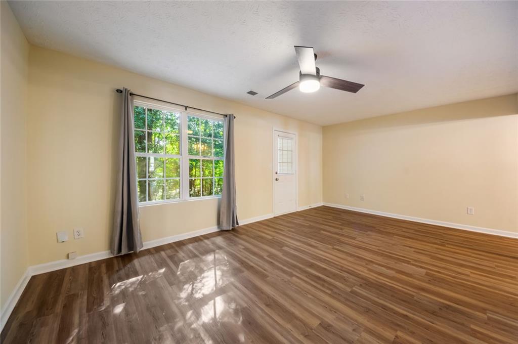2808 Valley Green Drive