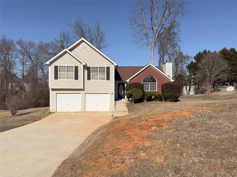Homes For Sale - 4484 Northridge Trail<br/> Ellenwood, GA 30294