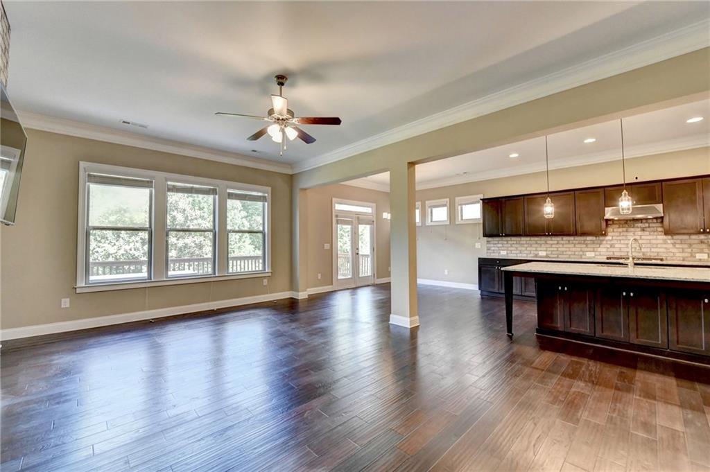 12095 Cameron Drive, Duluth, Georgia image 32