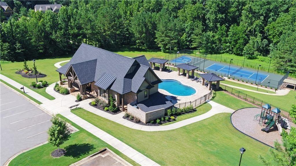 319 Water Oak Trail