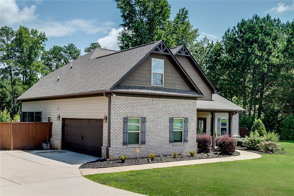 515 Trousseau Lane