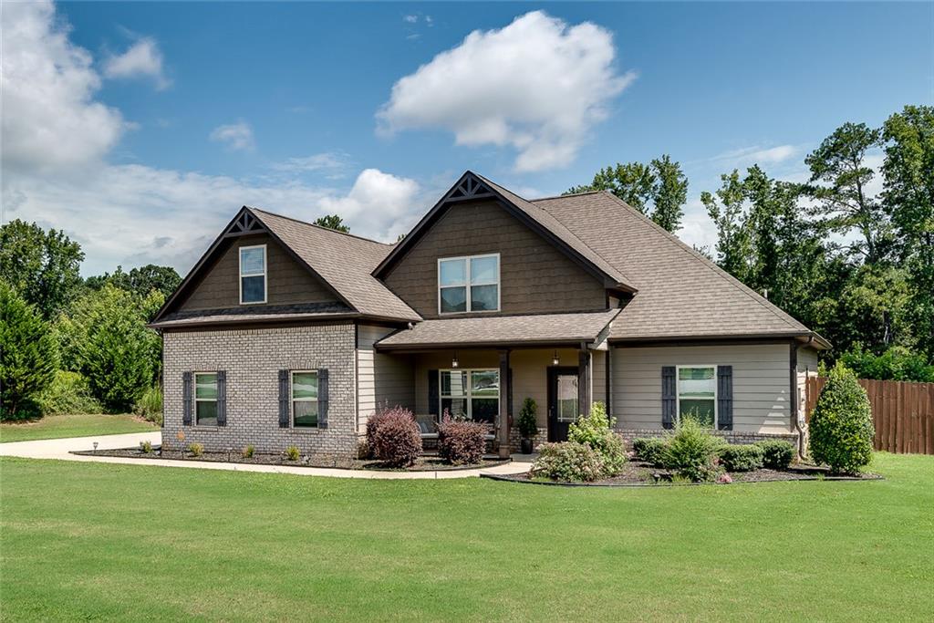 515 Trousseau Lane