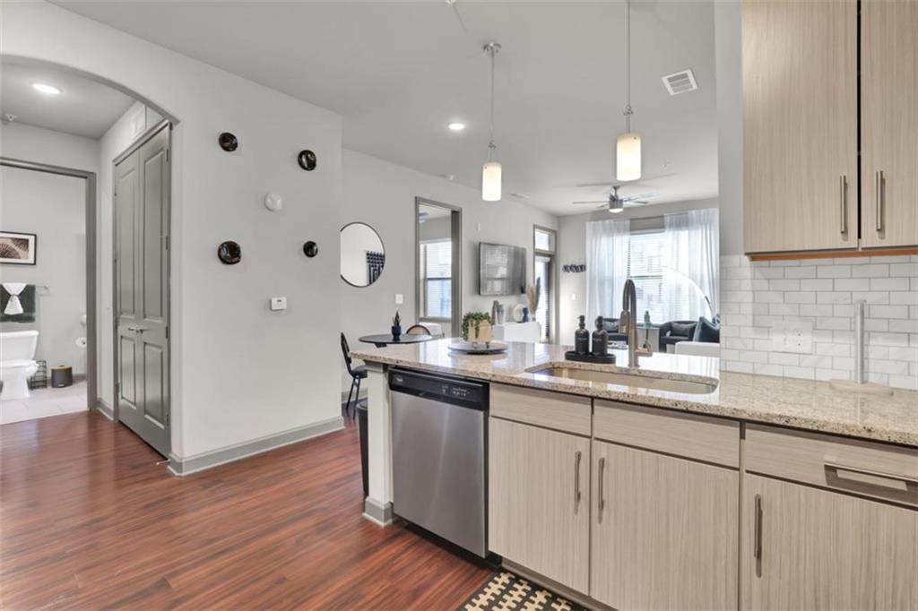464 Bishop Street 510