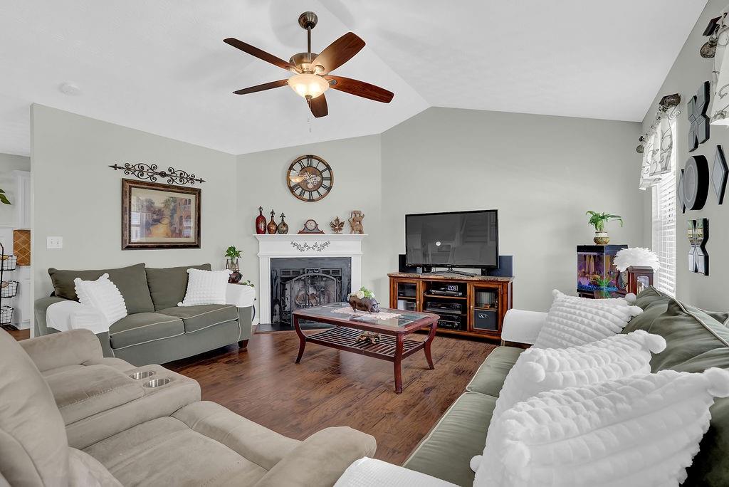 618 Jenmarie Drive, Mableton, Georgia image 16