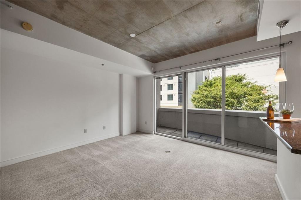 44 Peachtree Place NE 428