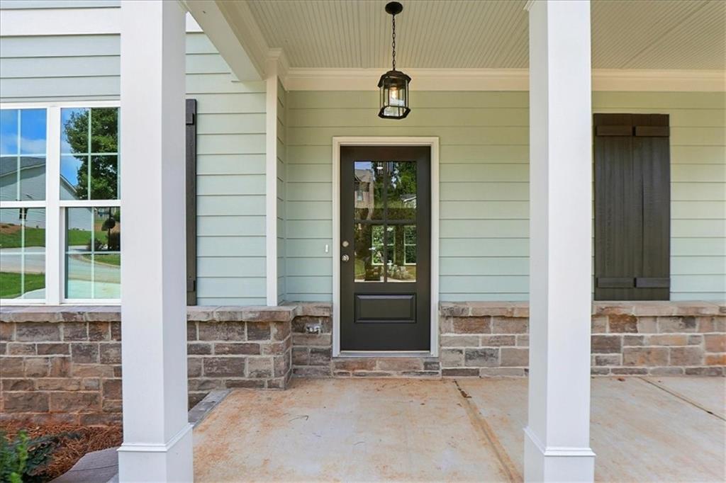 4034 Links Boulevard