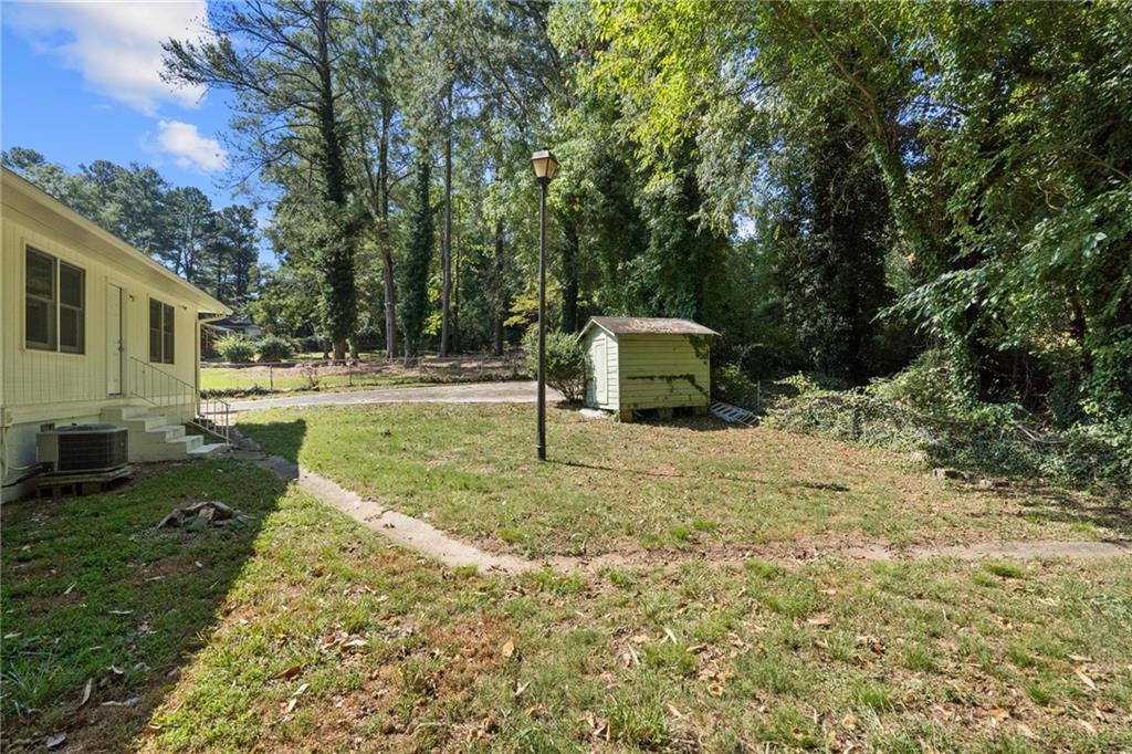 1345 SW Dodson Drive, Atlanta, Georgia image 6