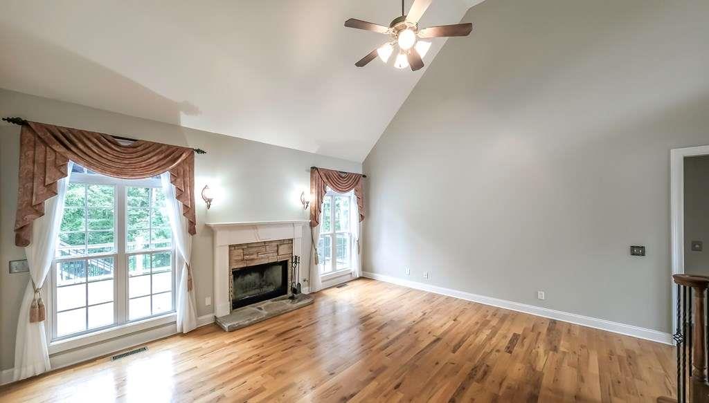 9742 Fallview Court