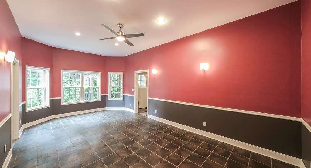 9742 Fallview Court