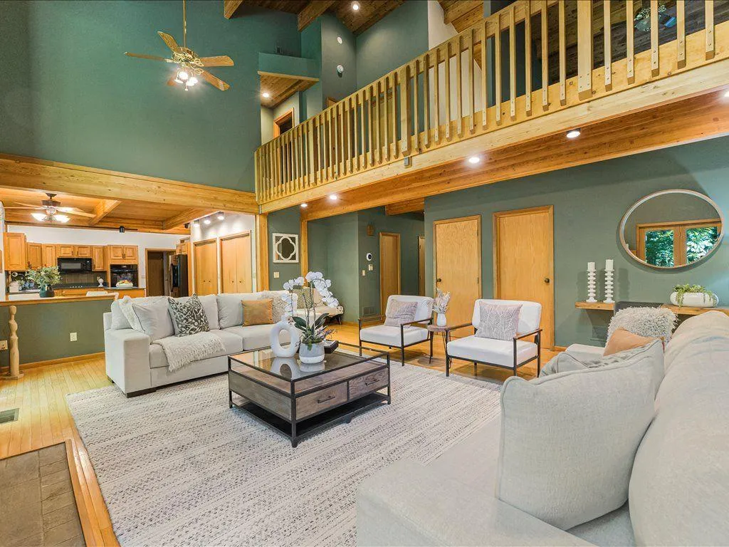 Woodstock, Georgia 30188, United States, 4 Bedrooms Bedrooms, ,4 BathroomsBathrooms,Residential,Active,208373