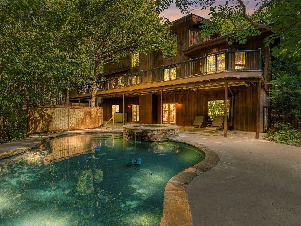 Woodstock, Georgia 30188, United States, 4 Bedrooms Bedrooms, ,4 BathroomsBathrooms,Residential,Active,208373