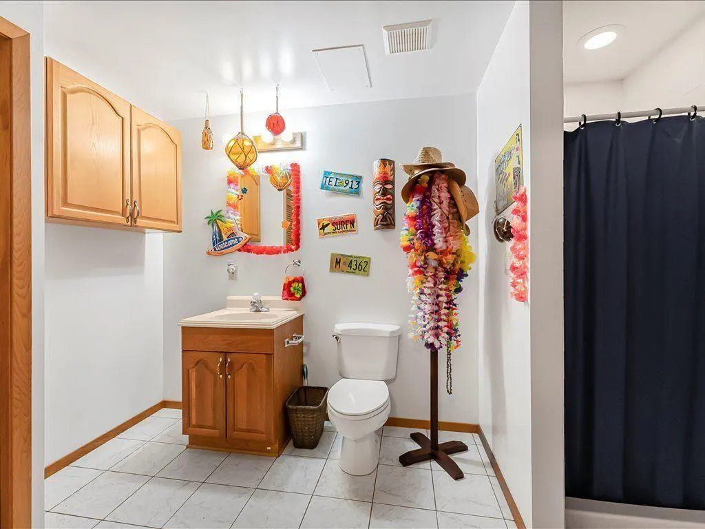 Woodstock, Georgia 30188, United States, 4 Bedrooms Bedrooms, ,4 BathroomsBathrooms,Residential,Active,208373