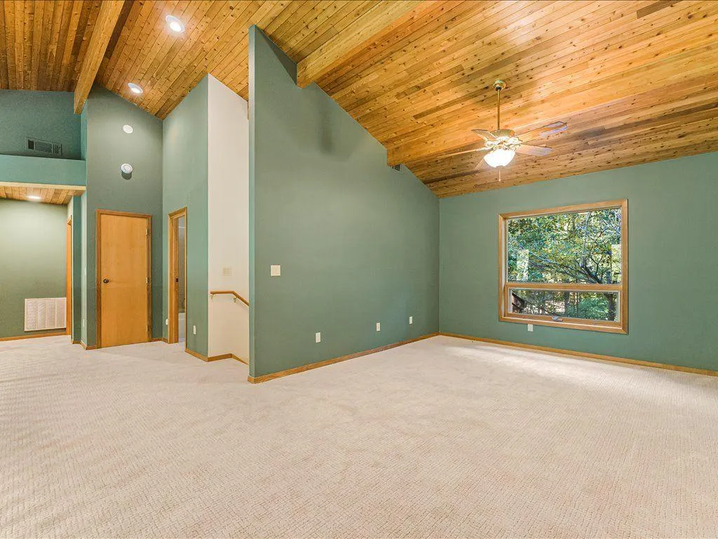 Woodstock, Georgia 30188, United States, 4 Bedrooms Bedrooms, ,4 BathroomsBathrooms,Residential,Active,208373