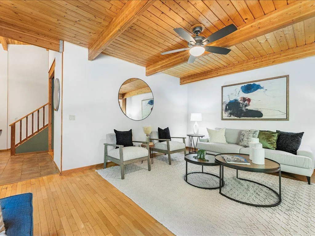 Woodstock, Georgia 30188, United States, 4 Bedrooms Bedrooms, ,4 BathroomsBathrooms,Residential,Active,208373