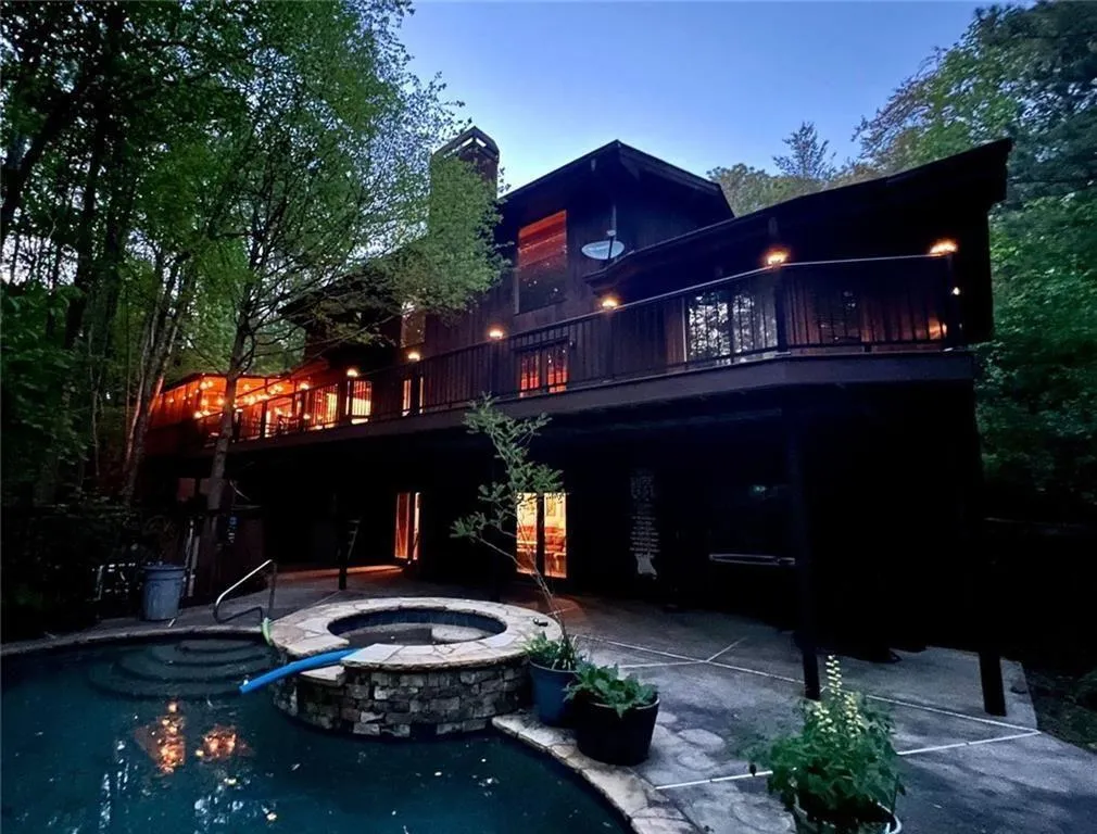 Woodstock, Georgia 30188, United States, 4 Bedrooms Bedrooms, ,4 BathroomsBathrooms,Residential,Active,208373