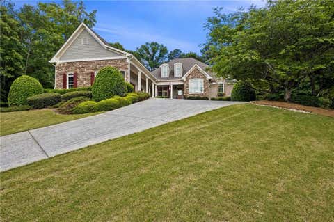 Homes For Sale - 1978 Forest View Way<br/> Braselton, GA 30517