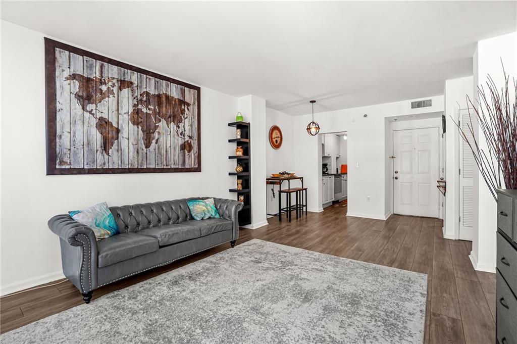1280 W Peachtree Street NW 1802