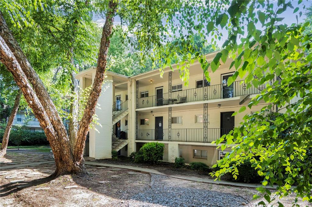 699 Argonne Avenue NE 204