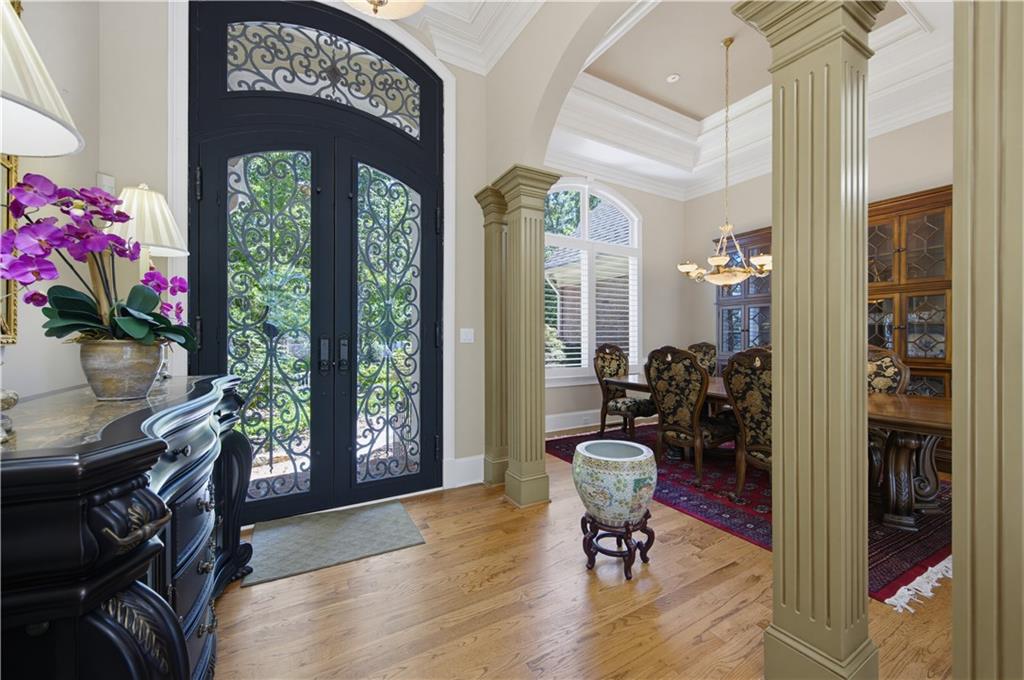 7090 Laurel Oak Drive