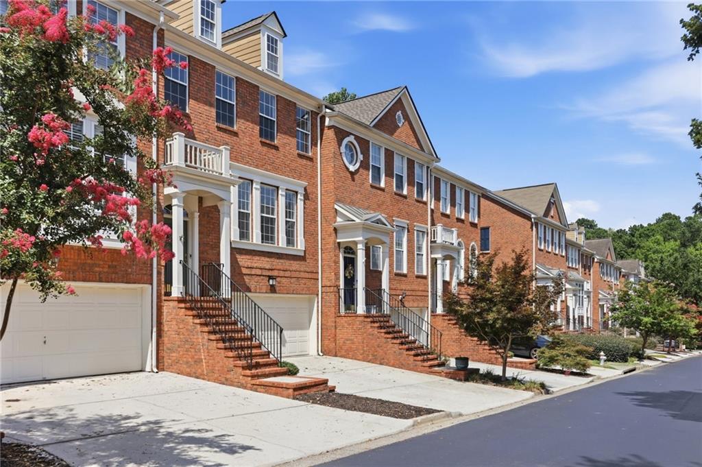 2475 Bridlewood Drive