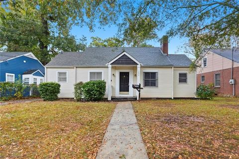 Photo of 1696 Langston Avenue SW, Atlanta, GA 30310 (MLS # 7640485)