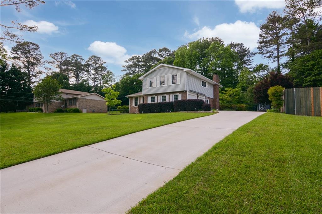 3407 Larch Pine Drive, Duluth, Georgia image 3