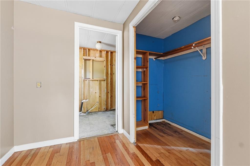 +/- 1 Acre - Residential